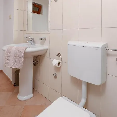 Fani With Jacuzzi Villa Ičići